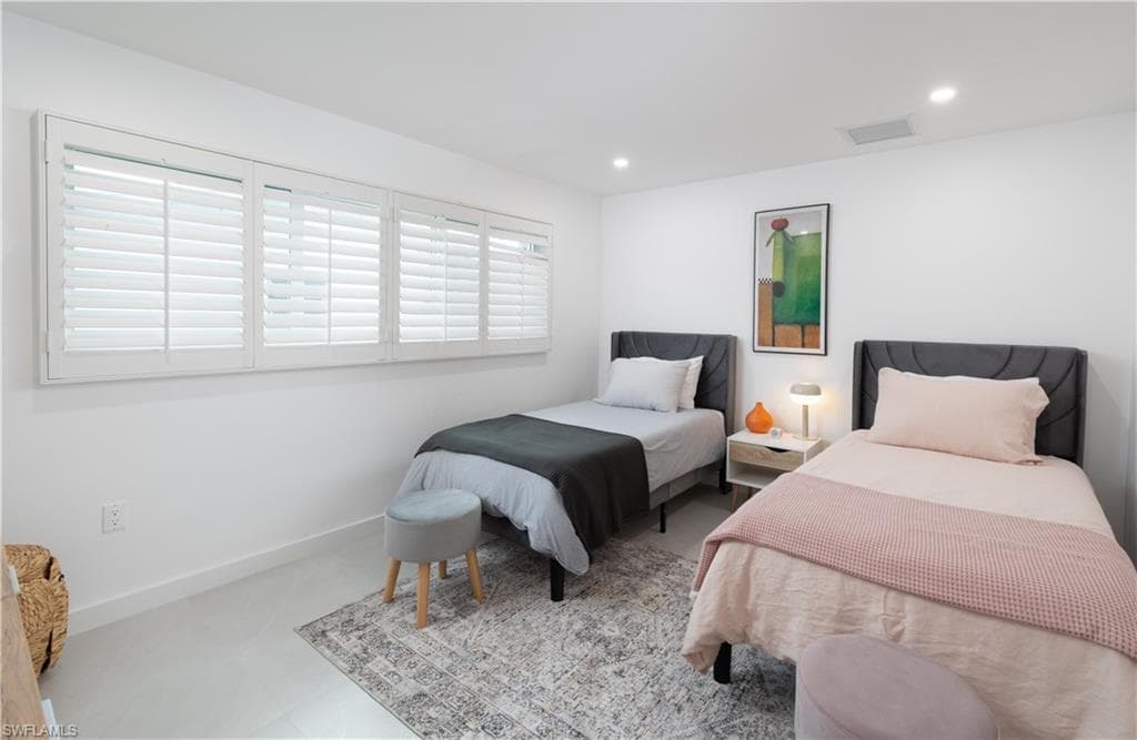 1575 Osprey AVE, NAPLES FL 34102-20