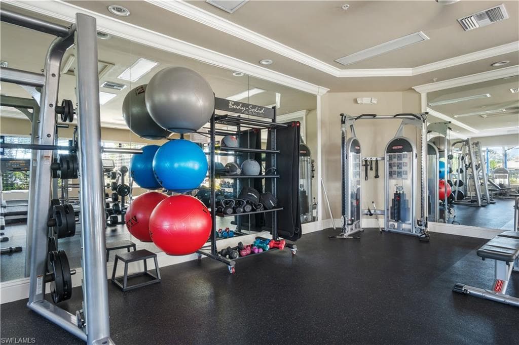 6526 Monterey PT # 102, NAPLES FL 34105-30