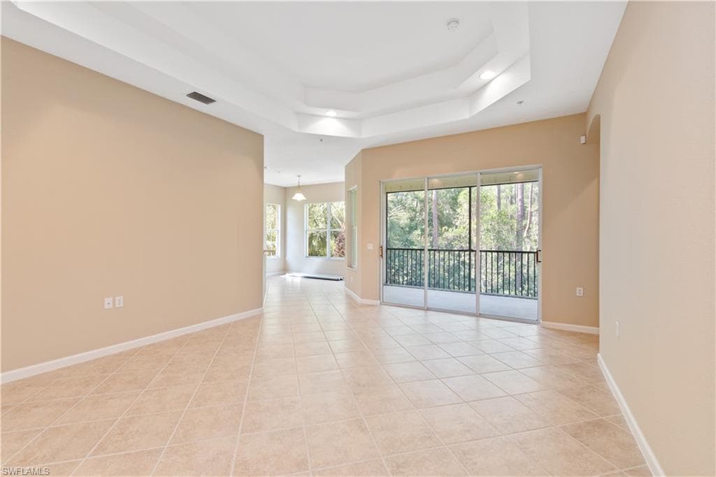 26425 LUCKY STONE RD # 201, BONITA SPRINGS FL 34135-5
