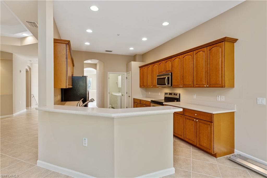 26425 LUCKY STONE RD # 201, BONITA SPRINGS FL 34135-3