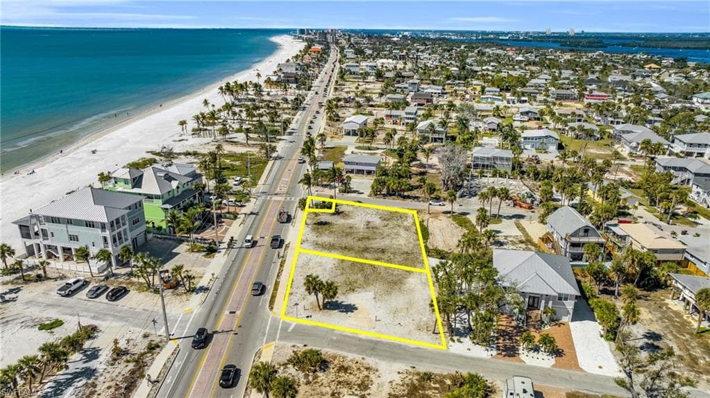 96 Hercules DR, FORT MYERS BEACH FL 33931-20