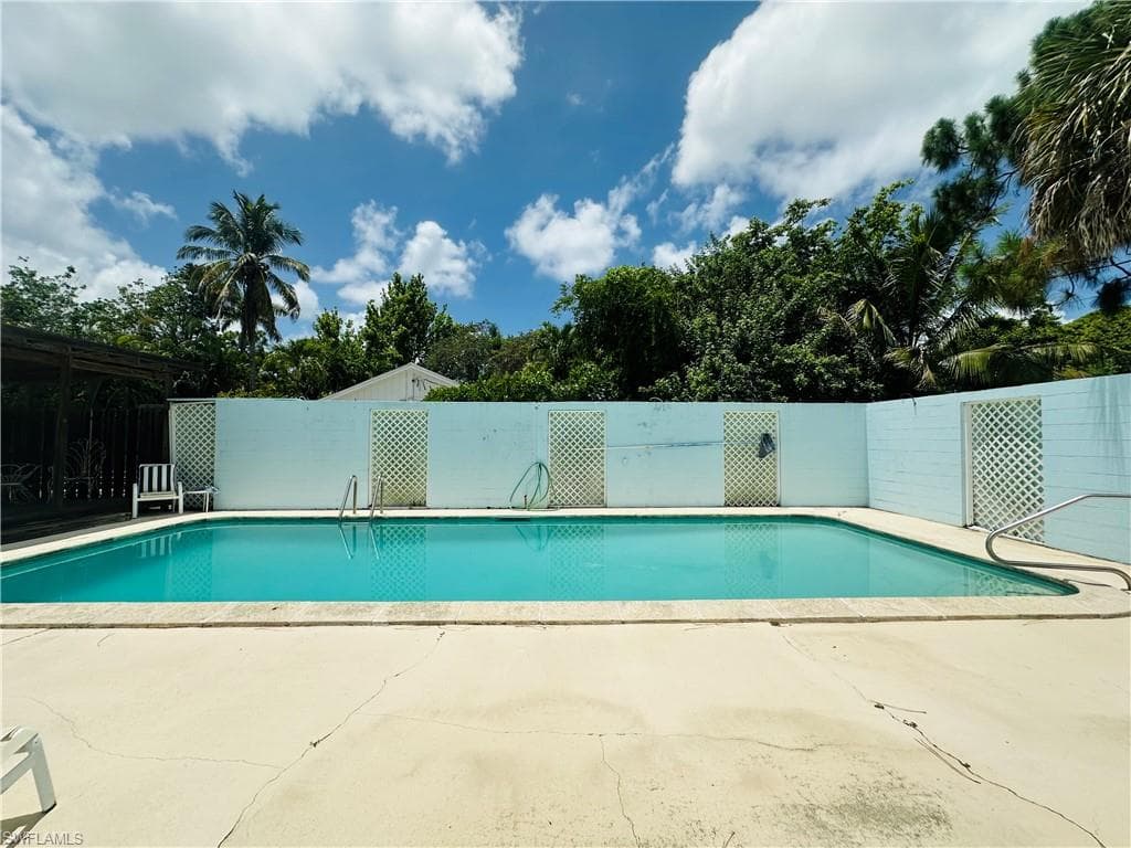 1260 26th AVE N, NAPLES FL 34103-16