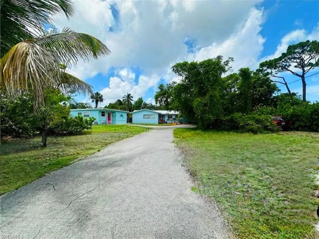 1260 26th AVE N, NAPLES FL 34103-11