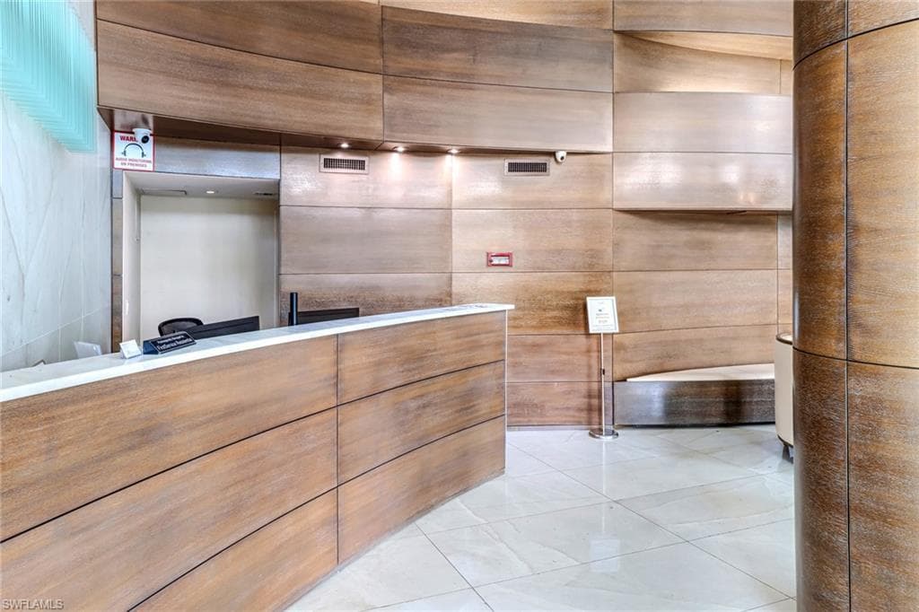 3000 Oasis Grand BLVD # 2205, FORT MYERS FL 33916-33