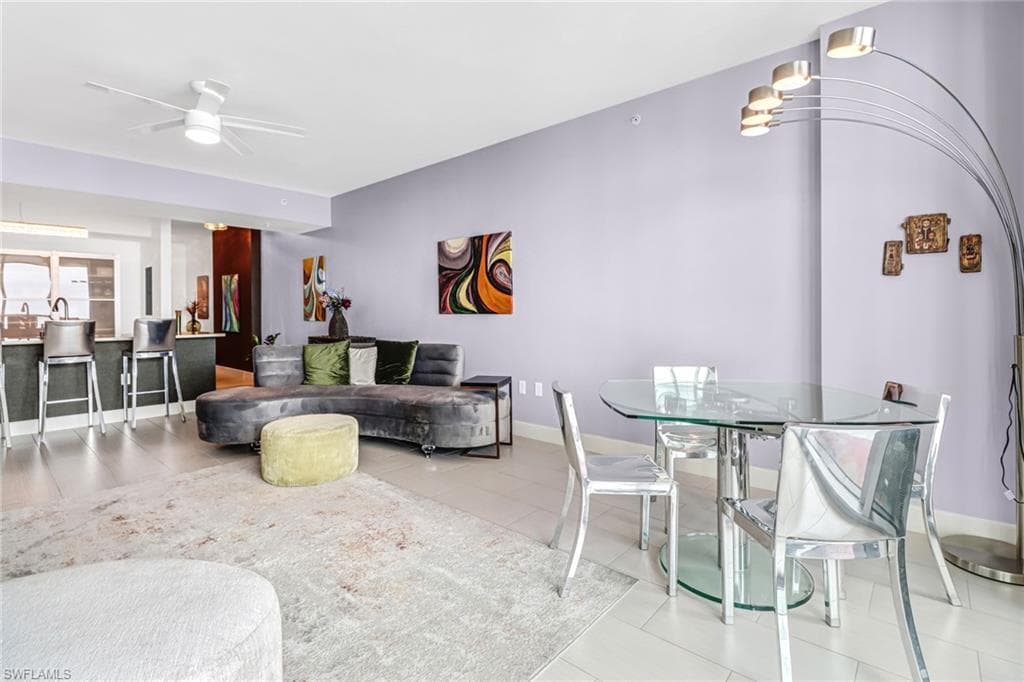 3000 Oasis Grand BLVD # 2205, FORT MYERS FL 33916-13