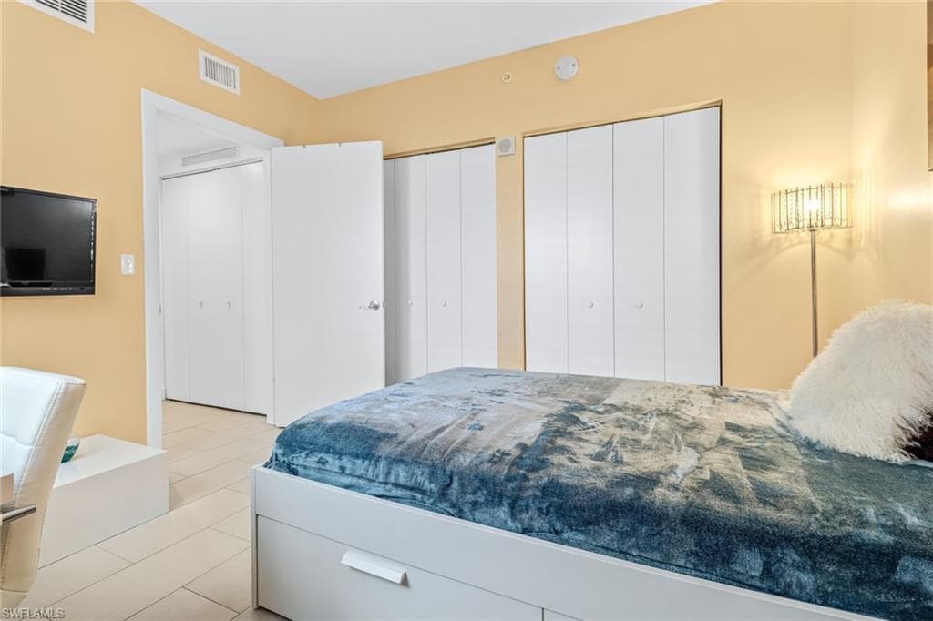 3000 Oasis Grand BLVD # 2205, FORT MYERS FL 33916-20