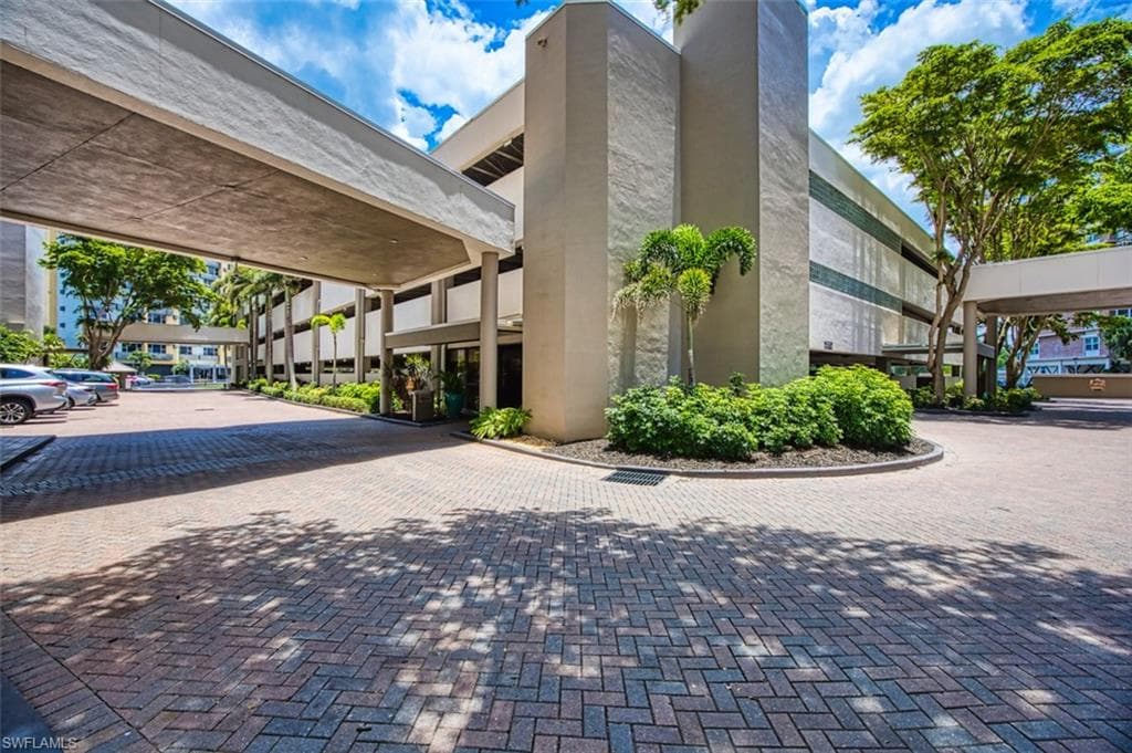 1900 Virginia AVE # 102, FORT MYERS FL 33901-6