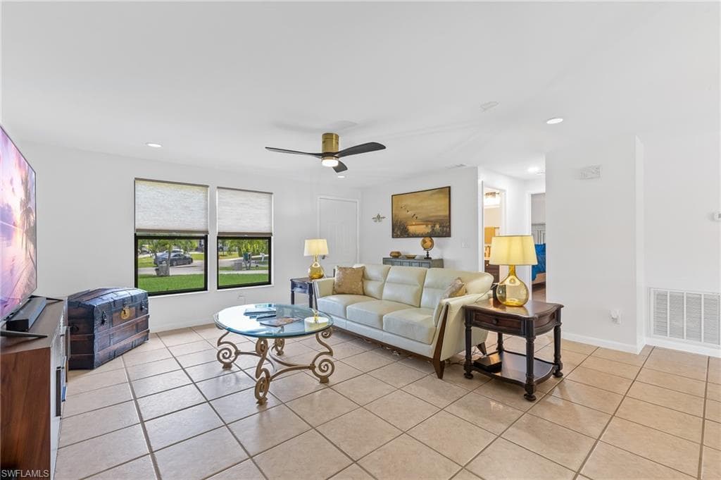170 5th ST, NAPLES FL 34113-5