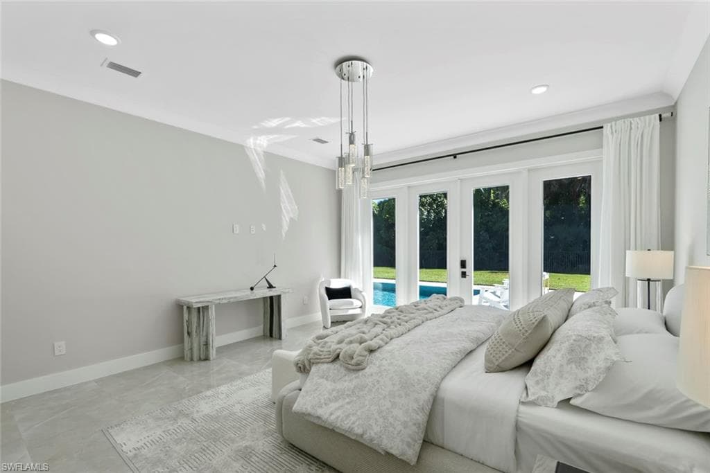 240 Allamanda WAY, NAPLES FL 34114-26