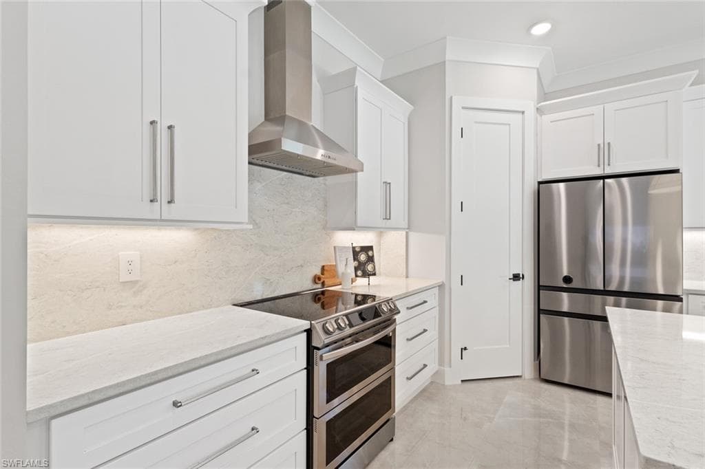 240 Allamanda WAY, NAPLES FL 34114-14