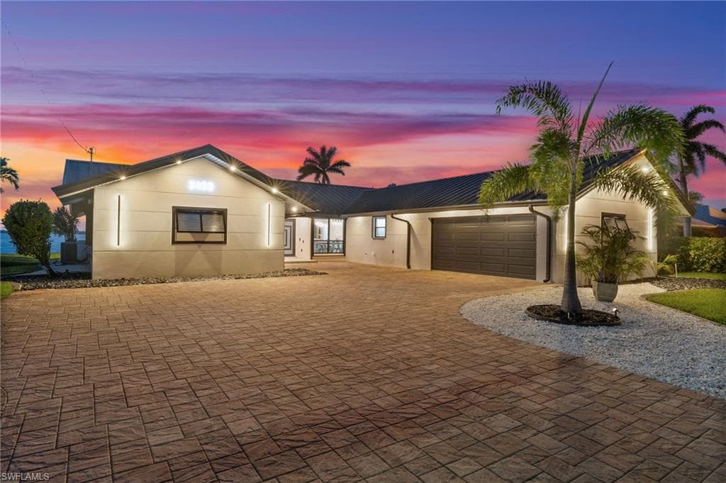 3403 SE 22nd PL, CAPE CORAL FL 33904-3