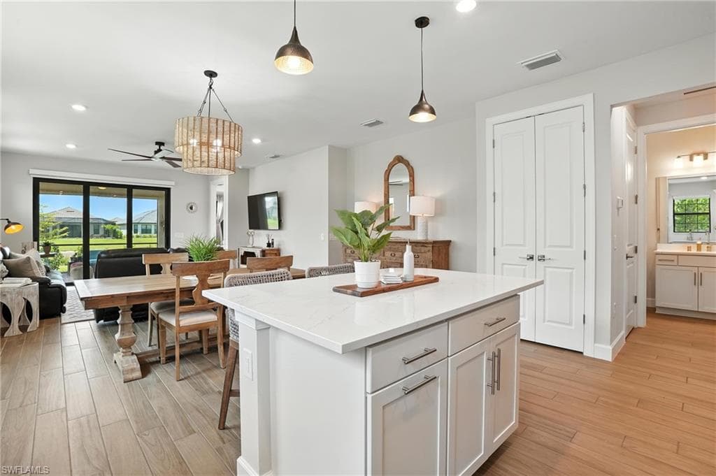 11945 Sacra PL, FORT MYERS FL 33913-13