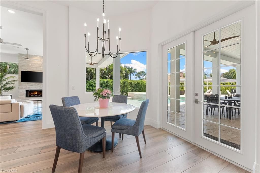 2274 Hawksridge DR, NAPLES FL 34105-35