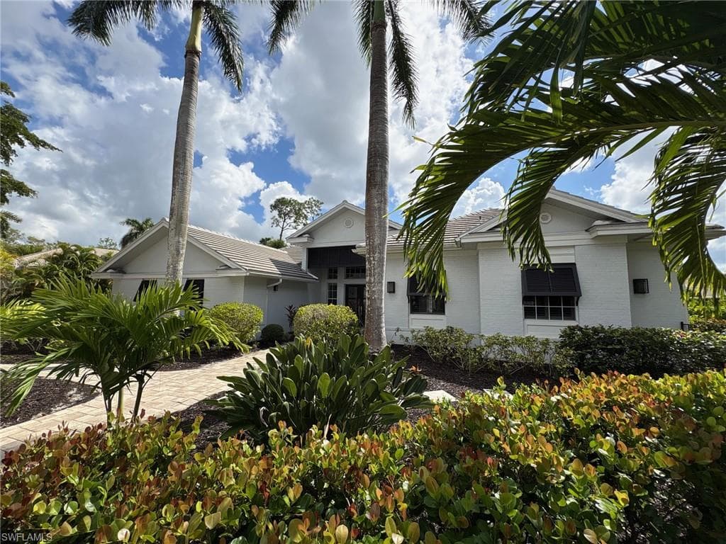 2274 Hawksridge DR, NAPLES FL 34105-4