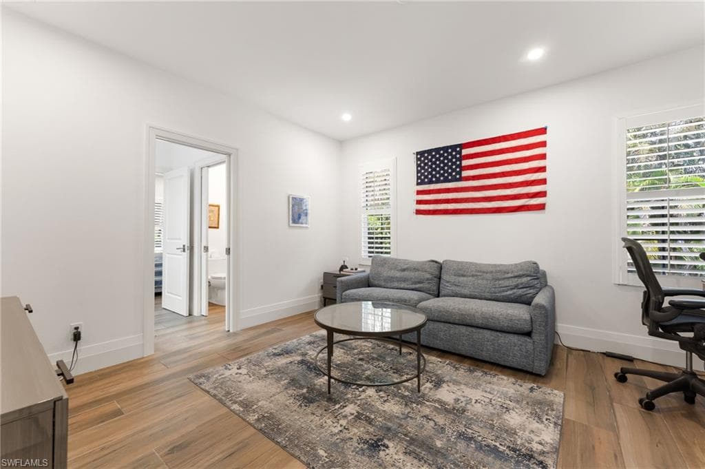 2274 Hawksridge DR, NAPLES FL 34105-43