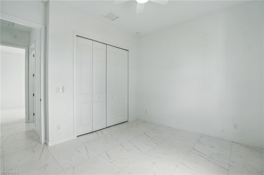 472 Rajah ST, LEHIGH ACRES FL 33974-21