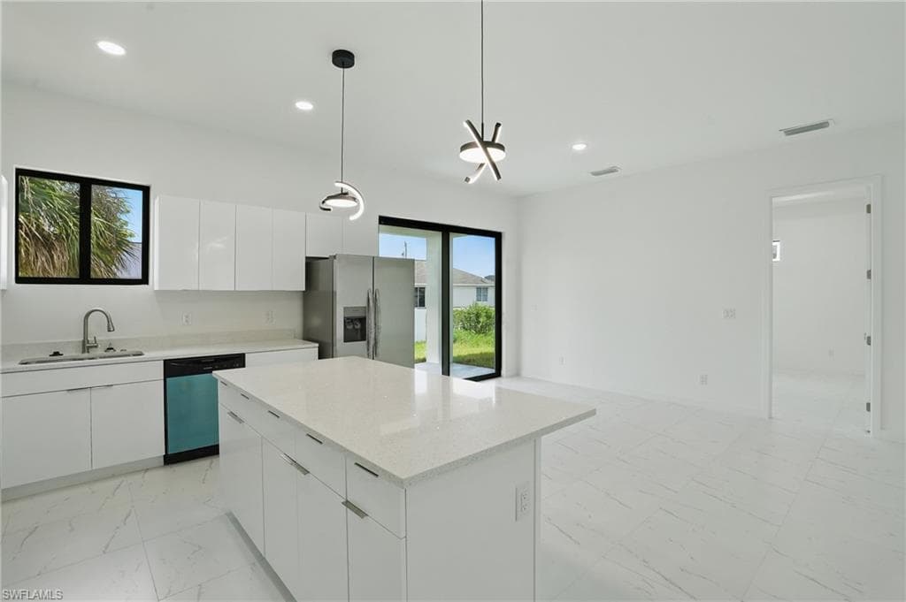 472 Rajah ST, LEHIGH ACRES FL 33974-10