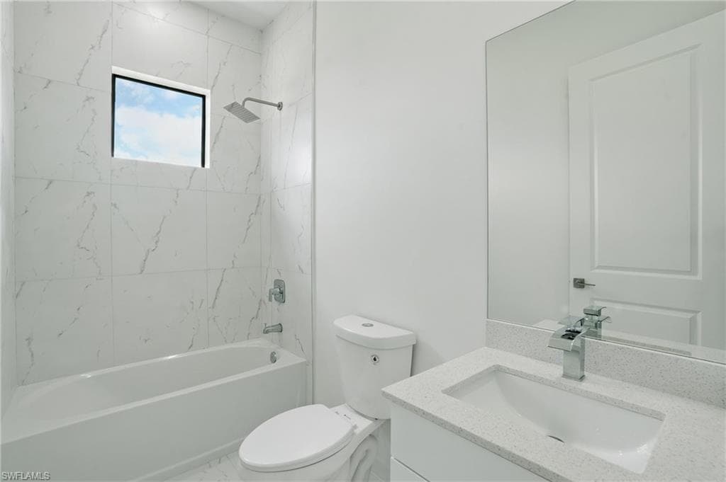 472 Rajah ST, LEHIGH ACRES FL 33974-20