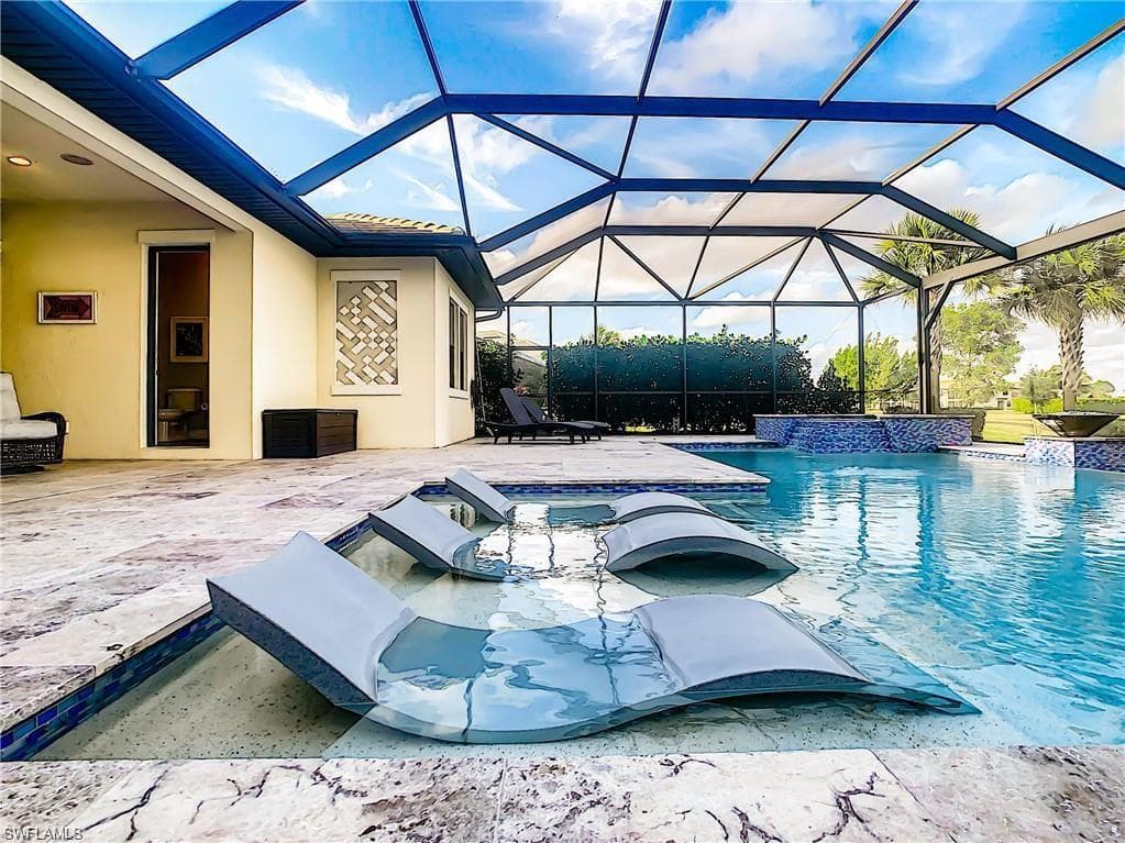 2175 Antigua LN, NAPLES FL 34120-21