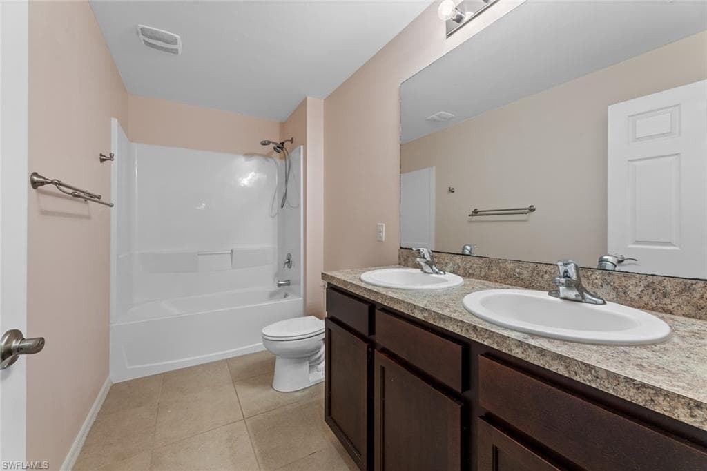 3441 Manati CT, CAPE CORAL FL 33909-30