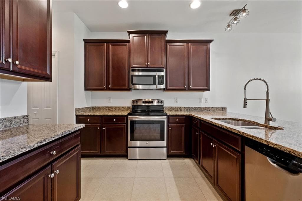 10805 Alvara WAY, BONITA SPRINGS FL 34135-13