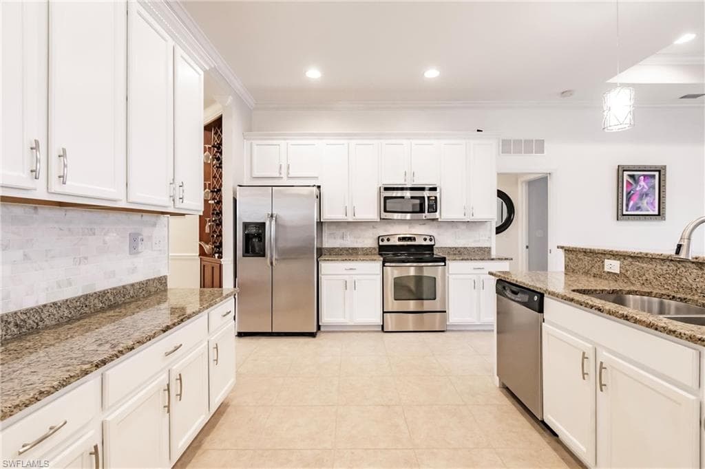 3260 Magnolia Landing LN, NORTH FORT MYERS FL 33917-11