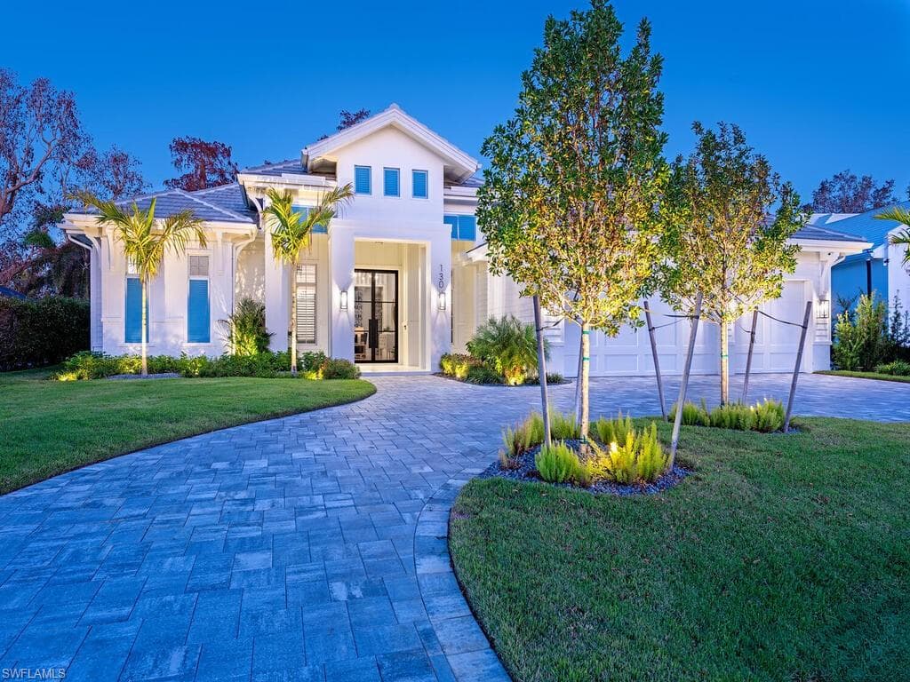 130 Burning Tree DR, NAPLES FL 34105-20