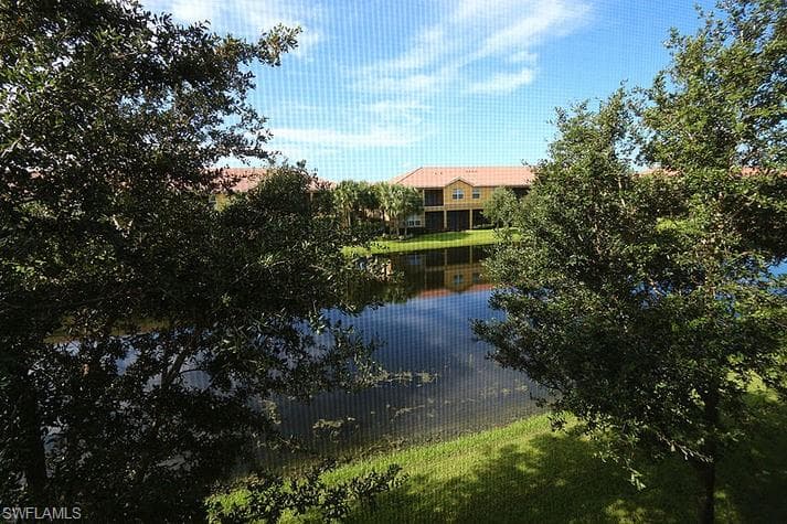 6525 Monterey PT # 203, NAPLES FL 34105-2