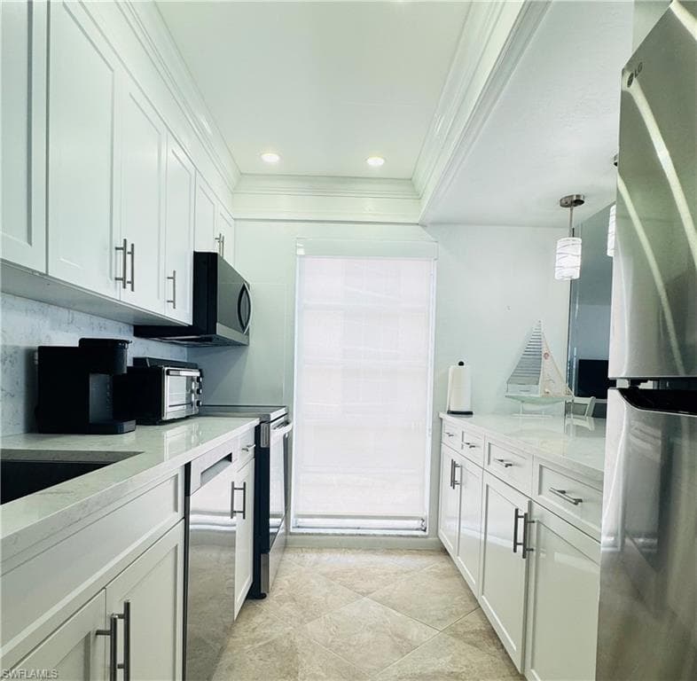 25840 Hickory BLVD # 105, BONITA SPRINGS FL 34134-11