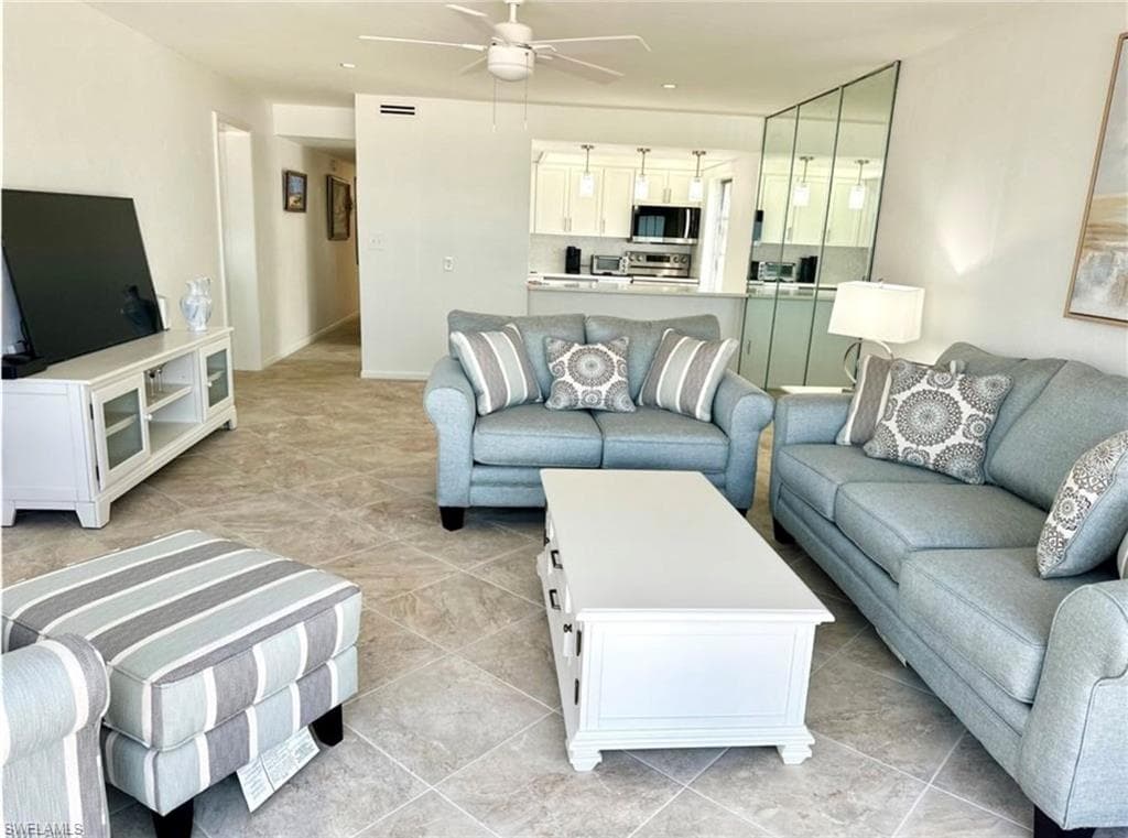 25840 Hickory BLVD # 105, BONITA SPRINGS FL 34134-2