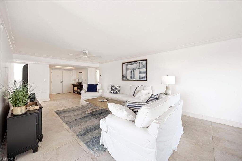 4451 Gulf Shore BLVD N # 1605, NAPLES FL 34103-15