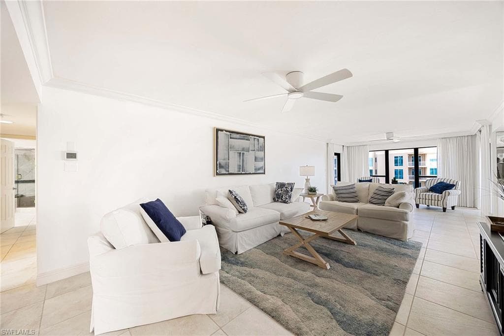 4451 Gulf Shore BLVD N # 1605, NAPLES FL 34103-11