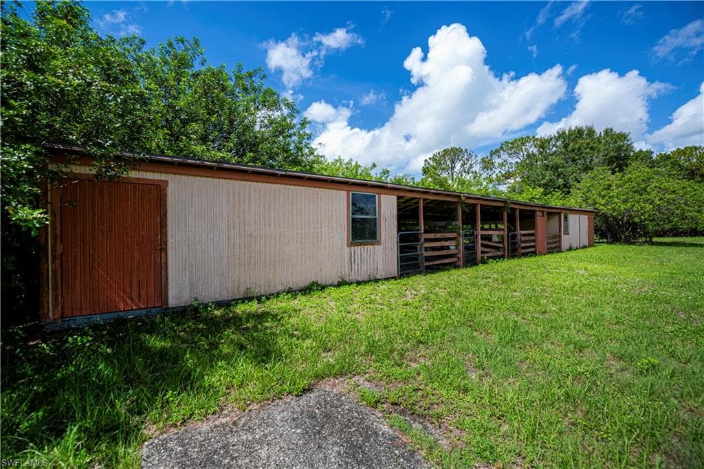 1200 Tampa AVE, CLEWISTON FL 33440-11