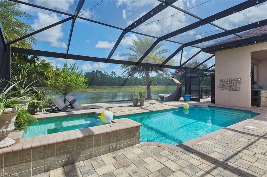 1633 Songbird CT, NAPLES FL 34120-41