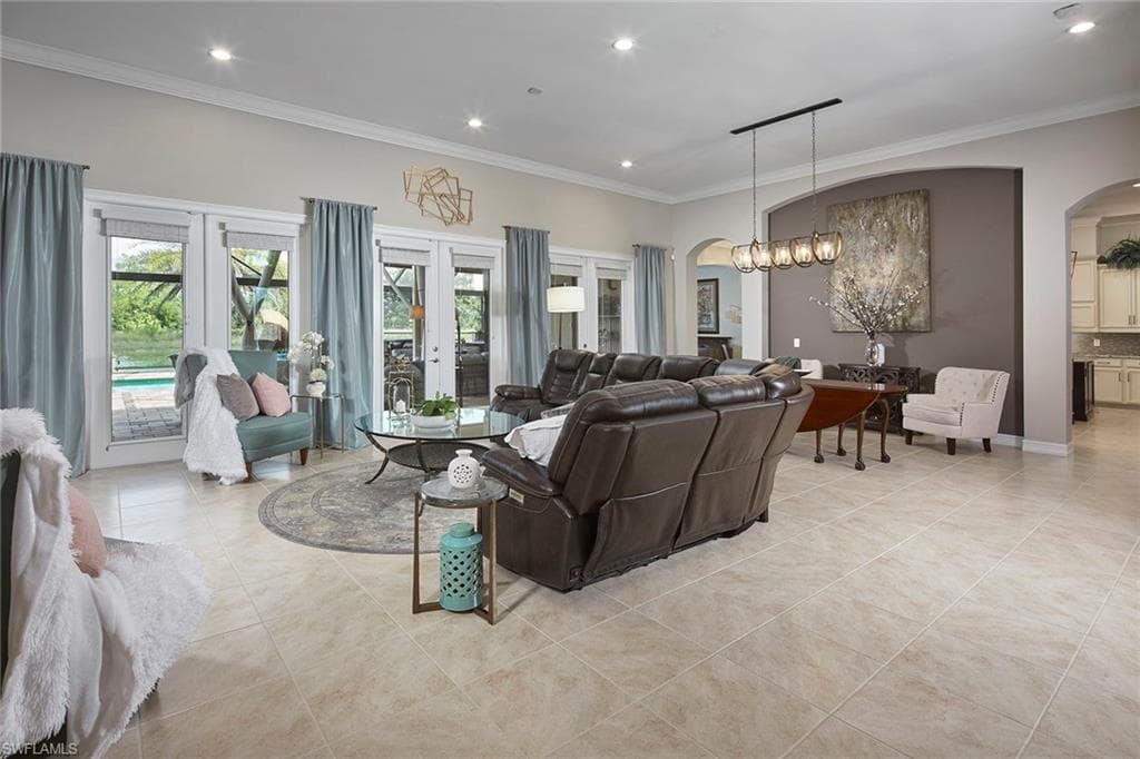 1633 Songbird CT, NAPLES FL 34120-6