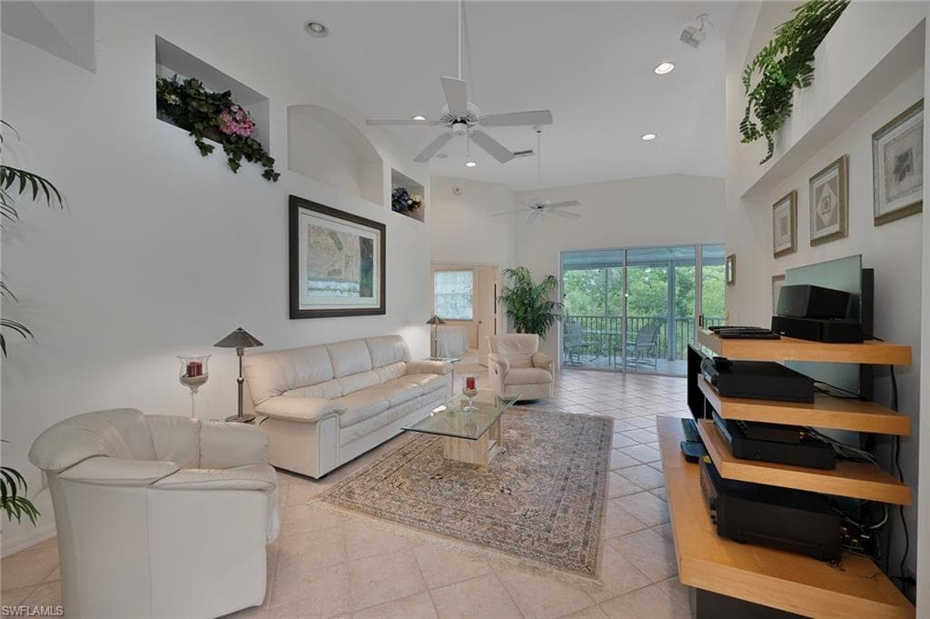 26962 Montego Pointe CT # 202, BONITA SPRINGS FL 34134-4