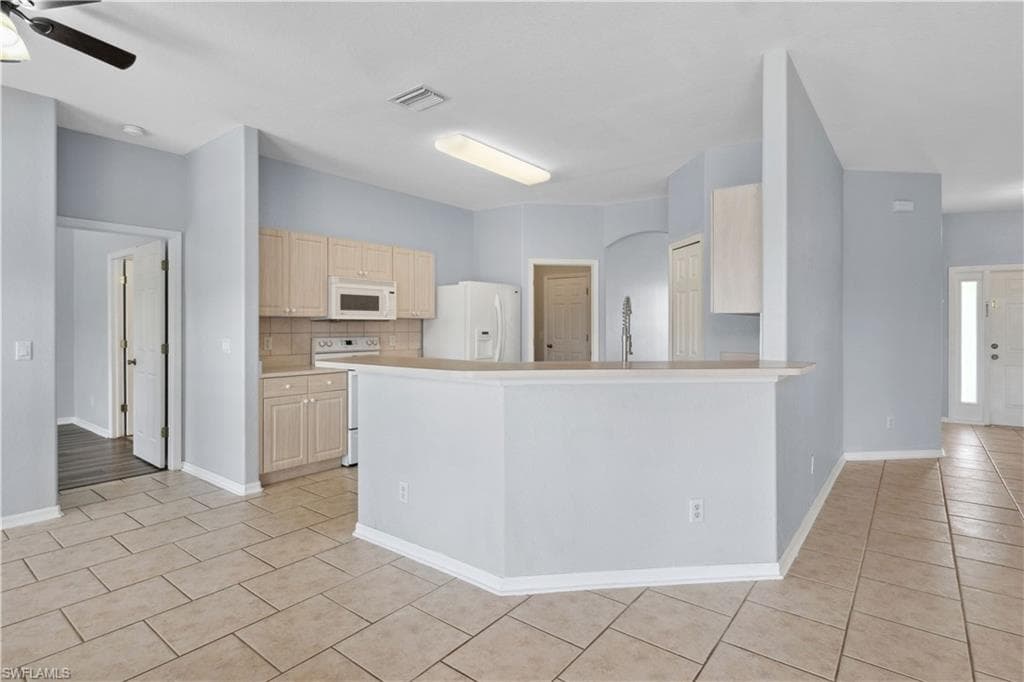 1023 SE 6th ST, CAPE CORAL FL 33990-15