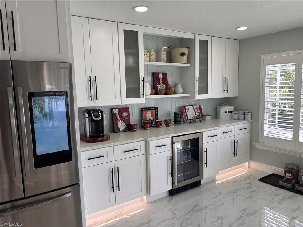 1951 SE 32nd ST-21