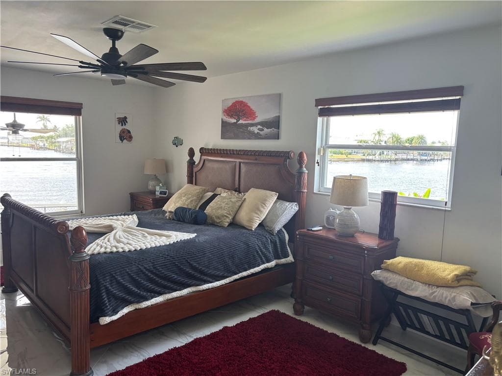 1951 SE 32nd ST-30