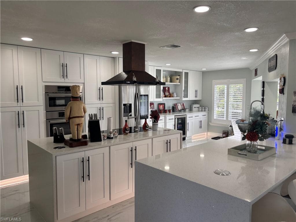 1951 SE 32nd ST-24