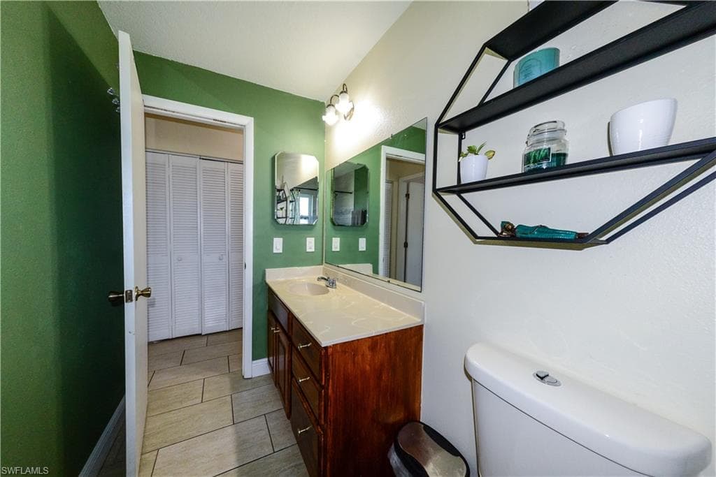 22442 Vale AVE, PUNTA GORDA FL 33980-21