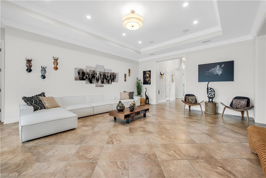 3910 Glacier CT, NAPLES FL 34119-5