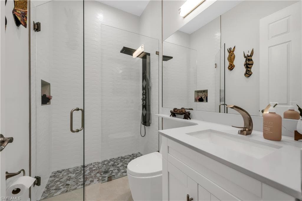 3910 Glacier CT, NAPLES FL 34119-15