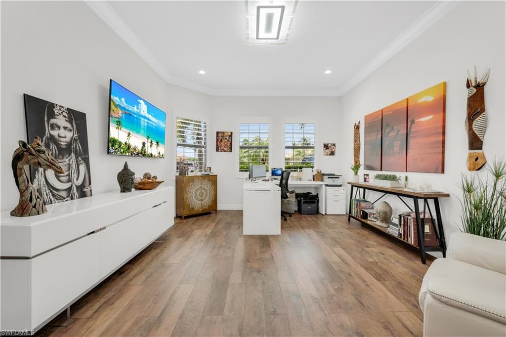 3910 Glacier CT, NAPLES FL 34119-8