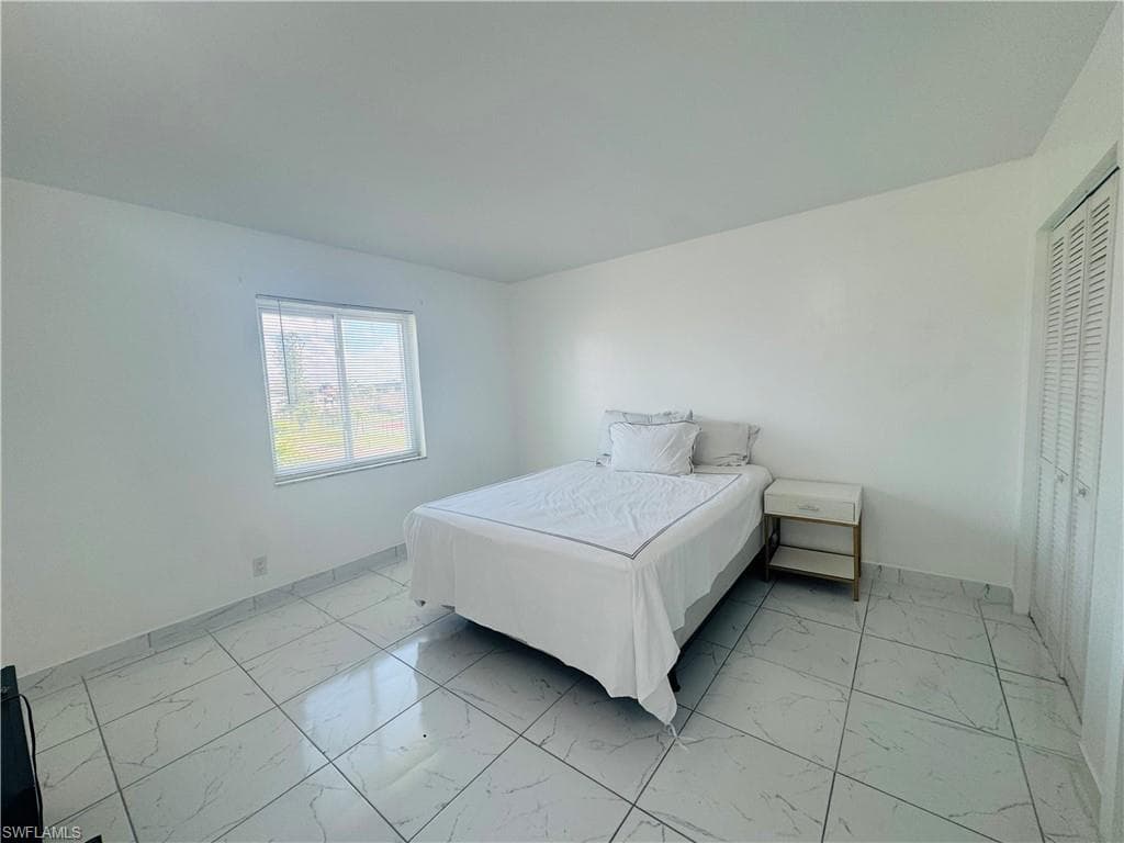 1000 Manatee RD # A306, NAPLES FL 34114-10
