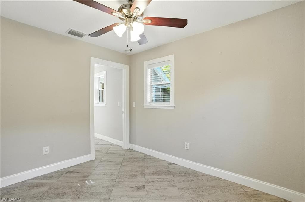 15840 S Pebble LN, FORT MYERS FL 33912-31