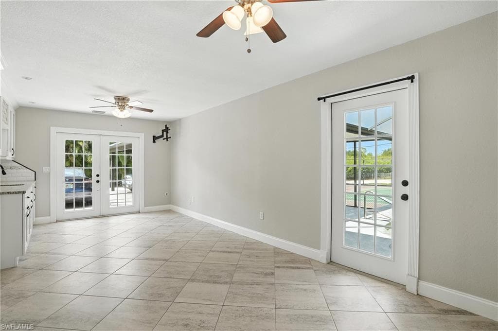 15840 S Pebble LN, FORT MYERS FL 33912-33