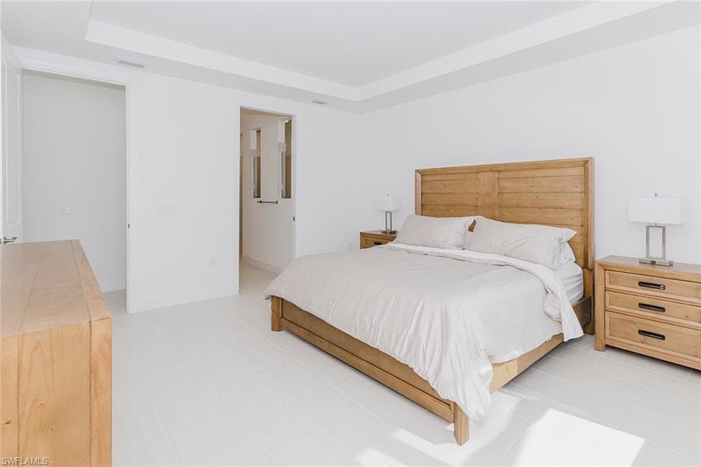 1954 Fresno AVE, NAPLES FL 34120-26