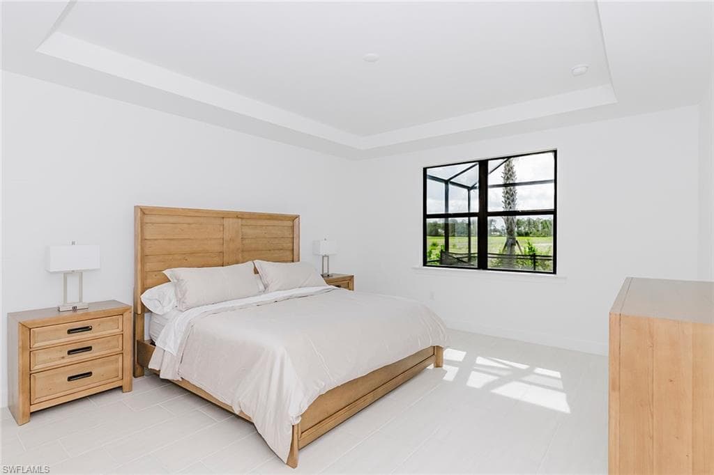 1954 Fresno AVE, NAPLES FL 34120-25