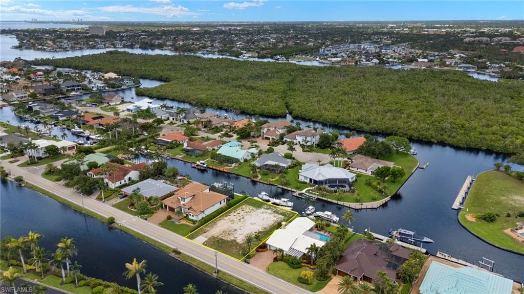 6708 Griffin BLVD, FORT MYERS FL 33908-3